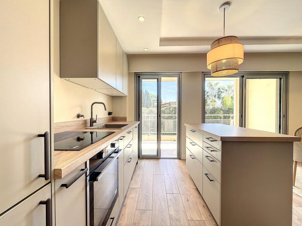Réalisation Batimo — Cuisine — Appartement Cannes, Cannes