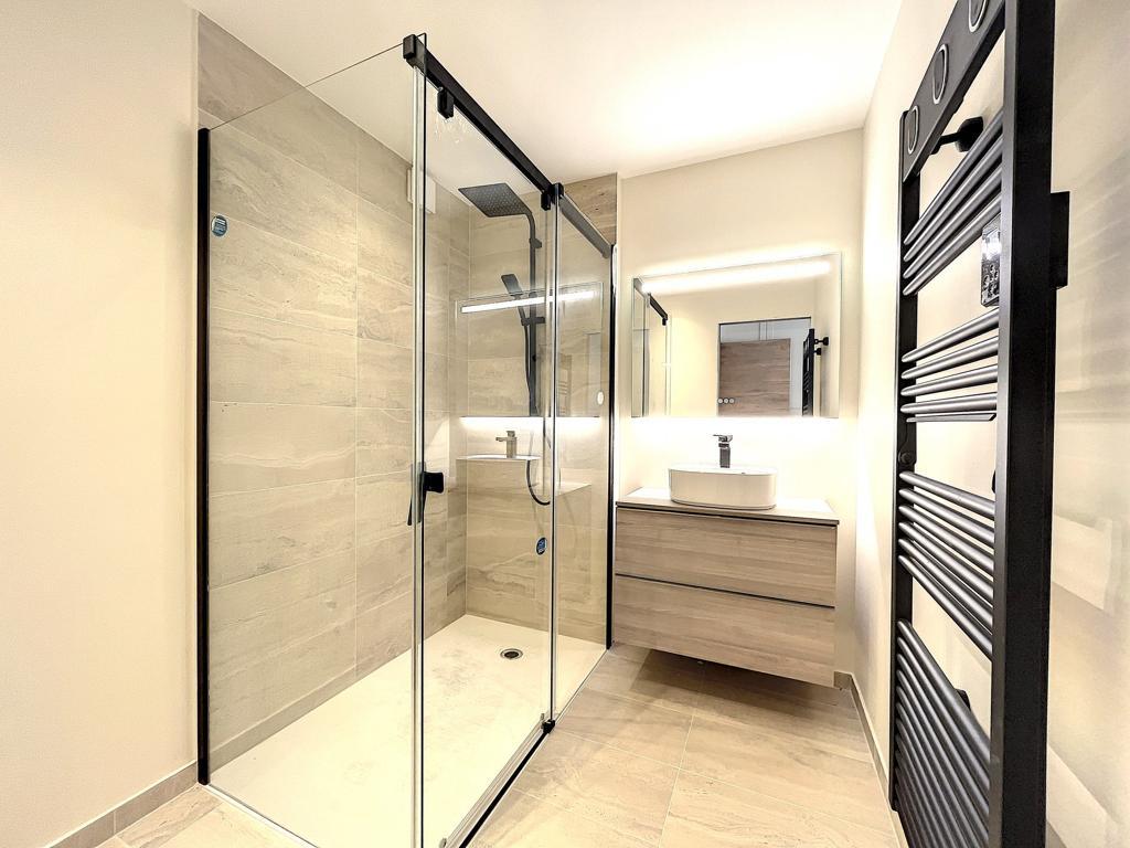 Réalisation Batimo — Salle de bain — Appartement Cannes, Cannes